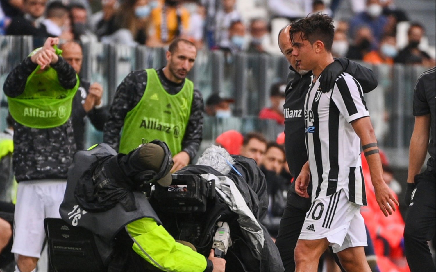 Las lágrimas de Dybala: hizo un gol en Juventus - Sampdoria, pero salió lesionado 