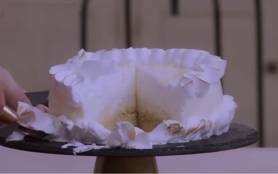 Pisco Sour: cómo preparar la torta "borracha" que enloqueció la jurado de Bake Off