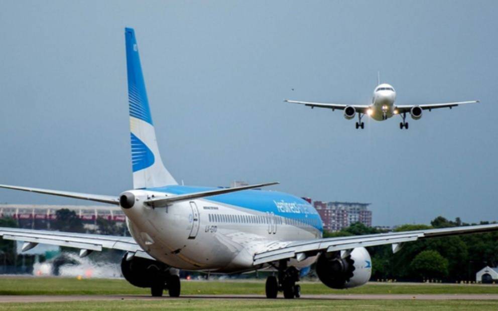 A dos días del levantamiento de medidas: las aerolíneas no tiene rutas de vuelo programadas