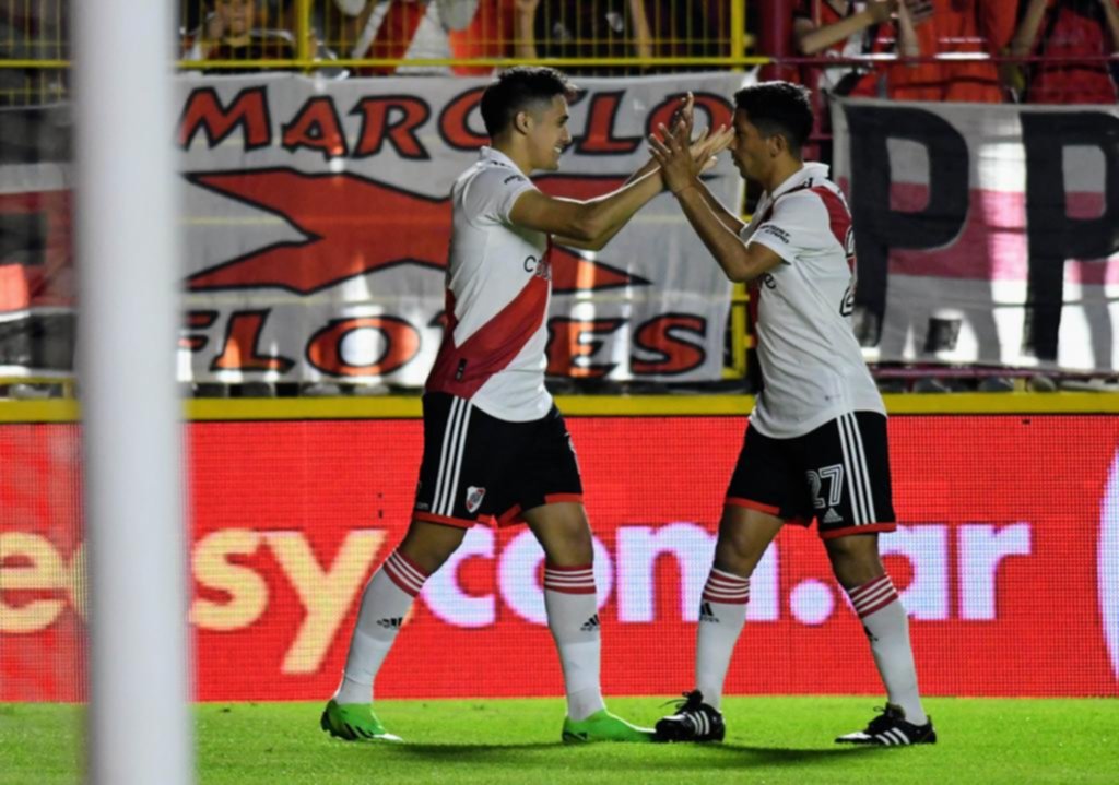 River desplegó su poderío, aplastó a Defensa y ya está en Cuartos