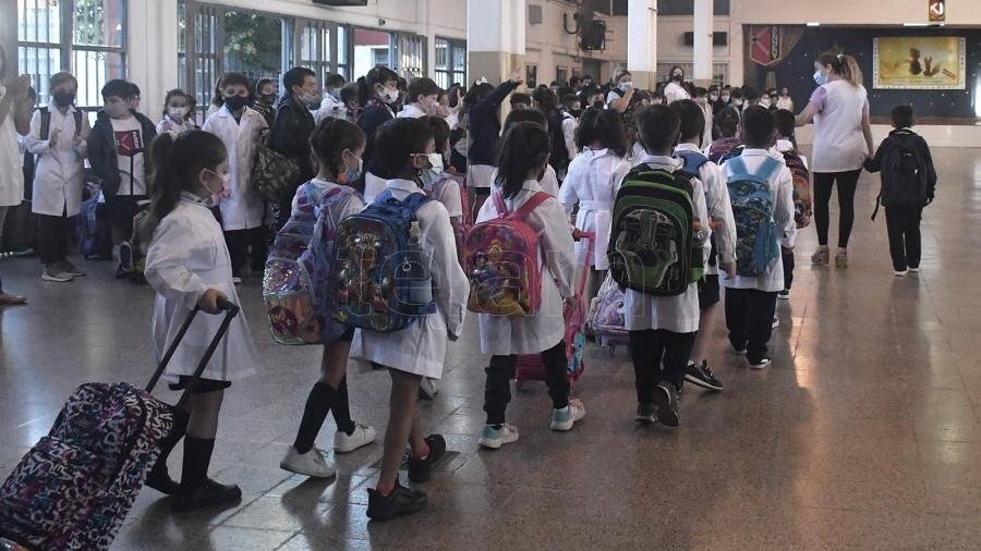 Mochilas: ahora alertan por el impacto en la talla de chicos y adolescentes