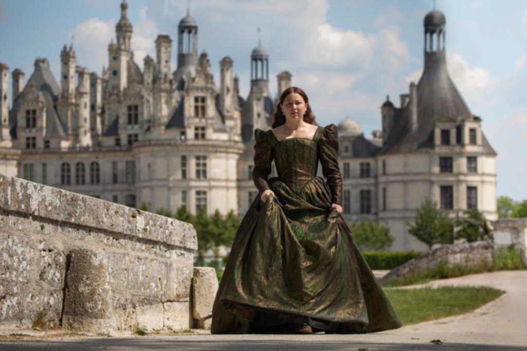 “The Serpent Queen”: un drama histórico mordaz y desacartonado llega a la tevé