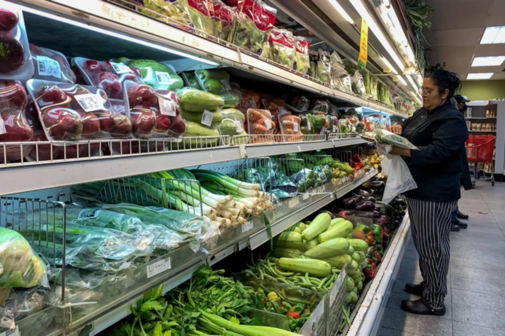 El salario mínimo en Venezuela, de la mejora a una abrupta caída