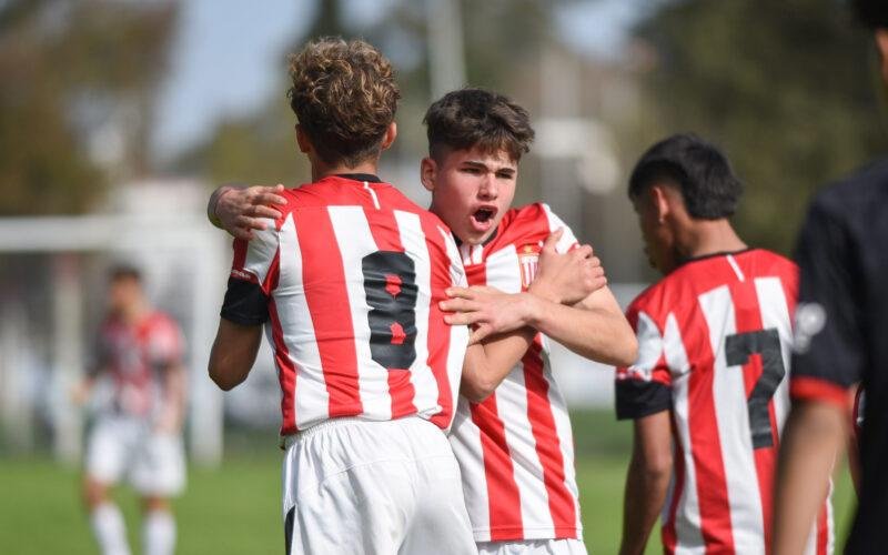Positiva labor de los juveniles albirrojos frente a Aldosivi
