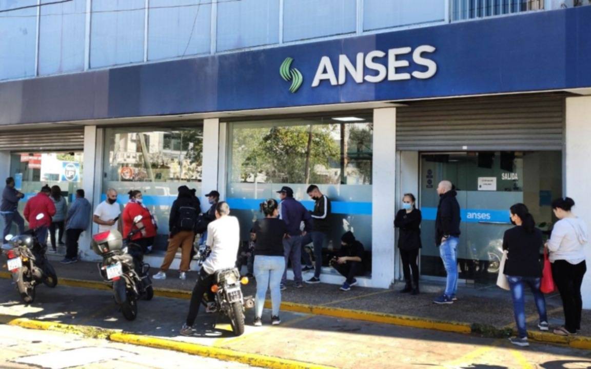 Anses anunció cambios en el calendario de pagos por el feriado nacional: cuándo cobro