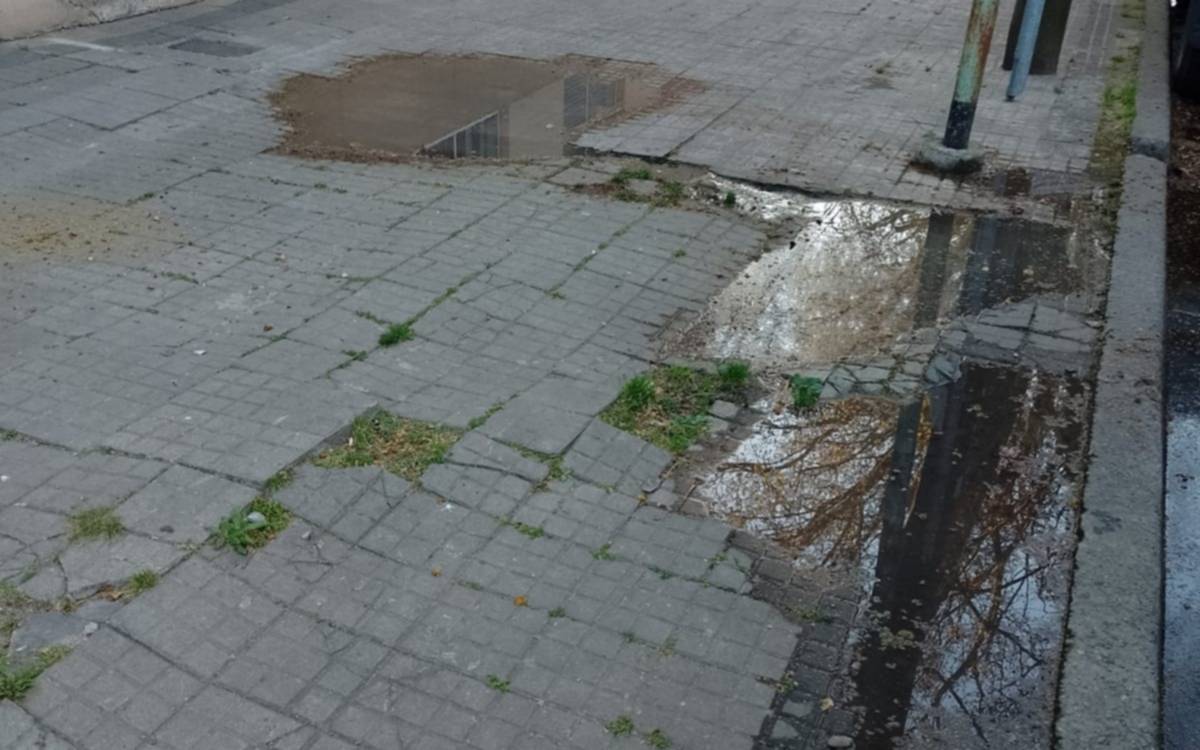 Desborde cloacal cumple un mes en Barrio Hipódromo