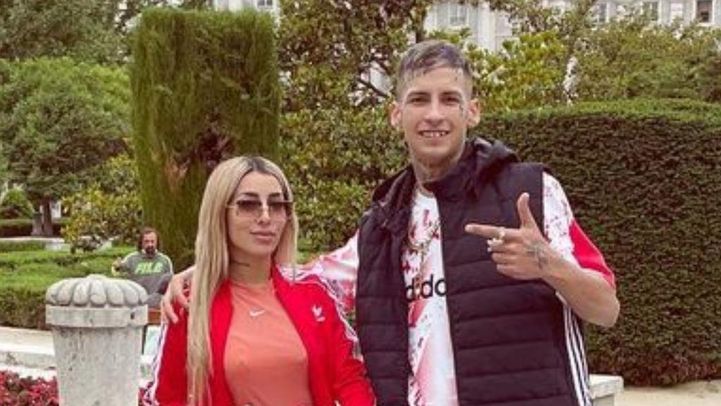 L-Gante en un telo con otra mujer y Tamara “con s de soltera”