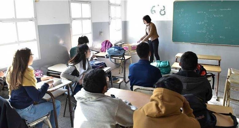 Los secundarios no tendrán clases mañana