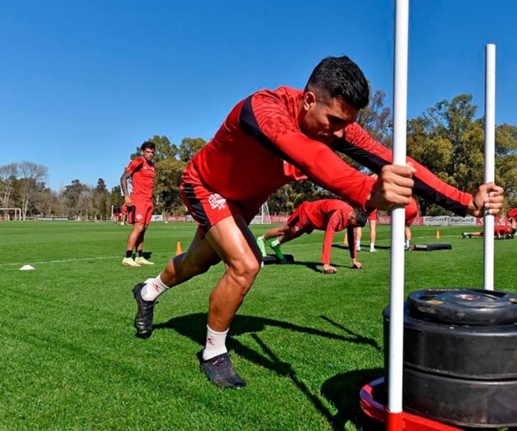 Objetivo Racing: el Pincha apuesta por el Corcho y el Loco Díaz