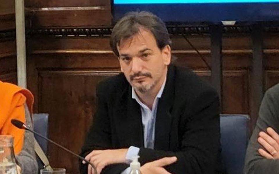"Es una topadora, una máquina de laburar”