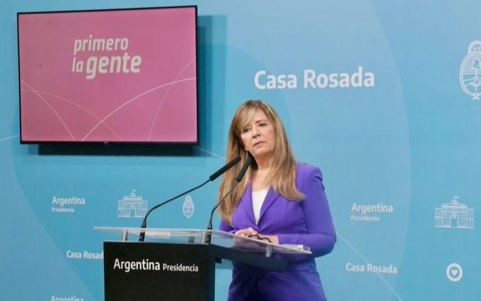 Ahora el Gobierno niega que vaya a convocar a una mesa de diálogo con la oposición