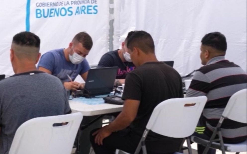 DNI, casamientos igualitarios y cambios de género en las cárceles bonaerenses
