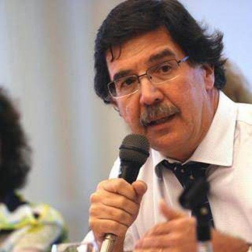 Piden que Sileoni vaya a la Legislatura
