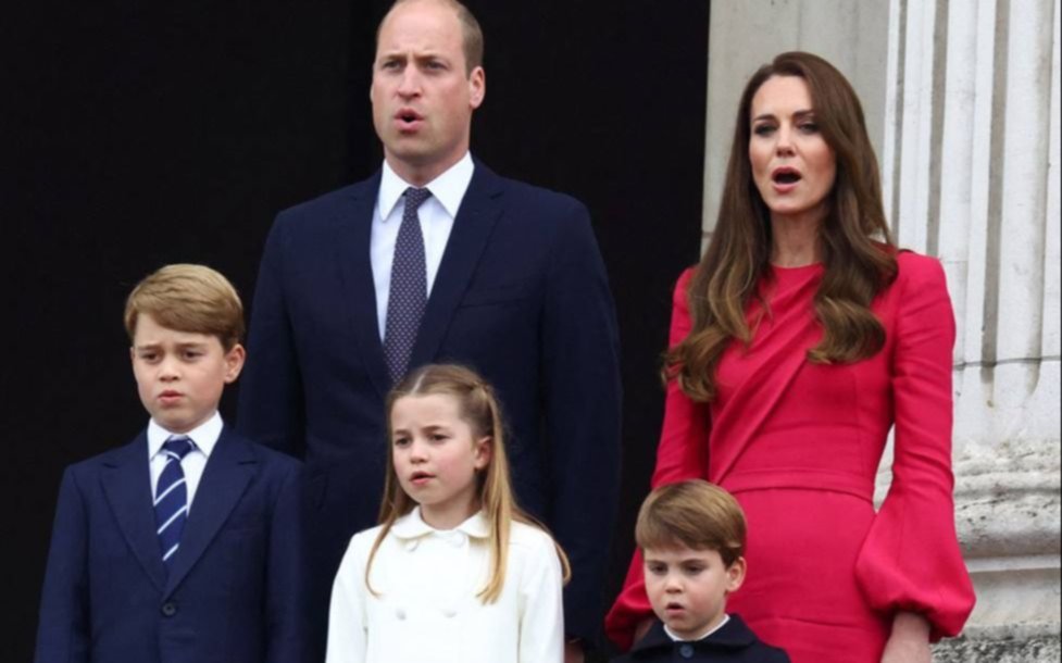El futuro de la monarquía, en manos de los Duques de Cambridge, una familia glamurosa