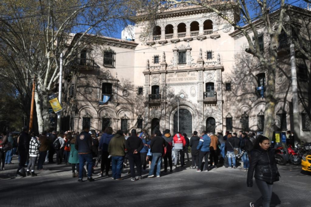 Emotivo adiós a Marciano Cantero en Mendoza