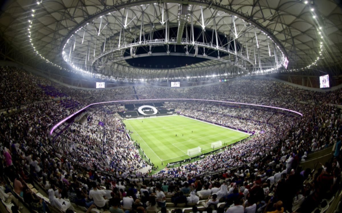 Con presencia argentina, se inauguró el estadio donde debutará la "Scaloneta" en el Mundial
