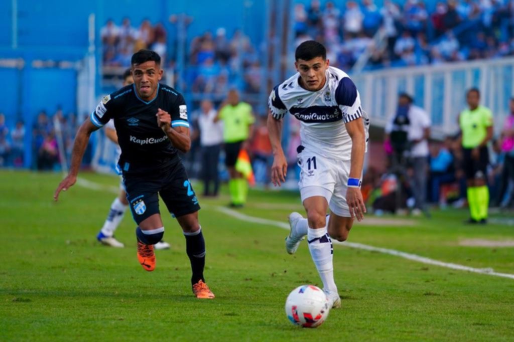 El Lobo quiere la punta en soledad