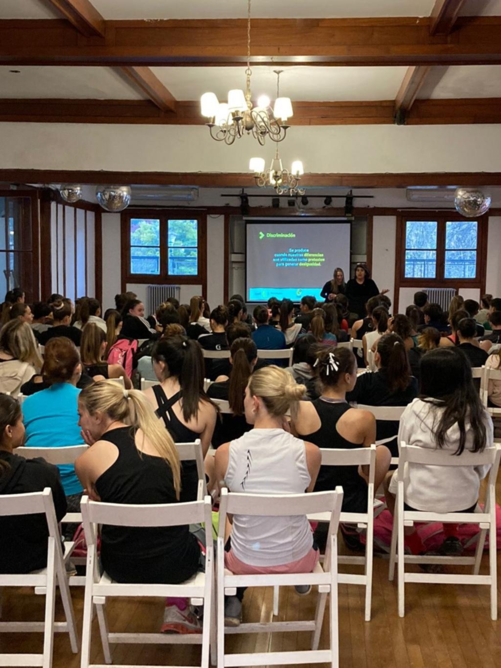 Jornada contra el bullying en Universitario
