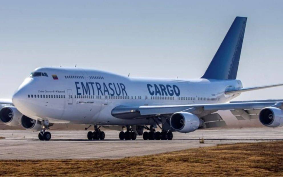 La Justicia Federal de La Plata autorizó la salida del país de 12 tripulantes del avión venezolano-iraní retenido en Ezeiza