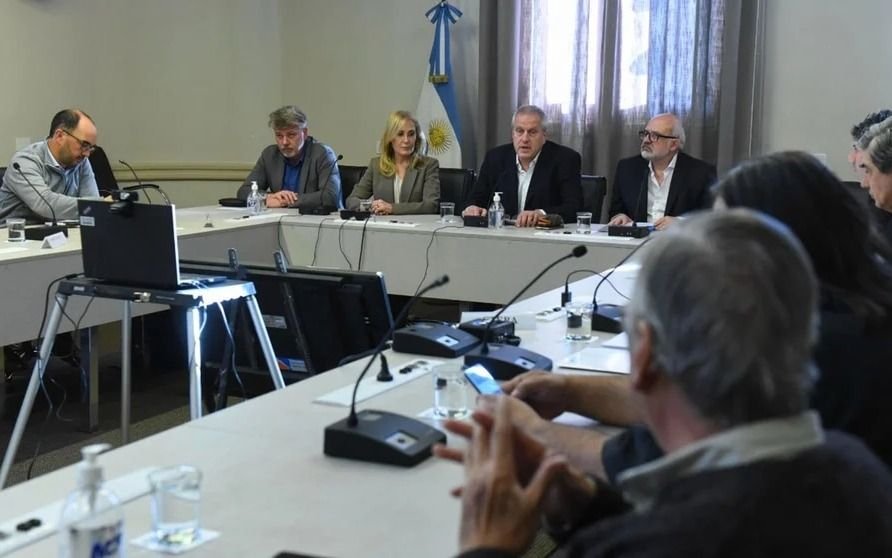 Paritaria docente: acordaron el salario mínimo en todo el país