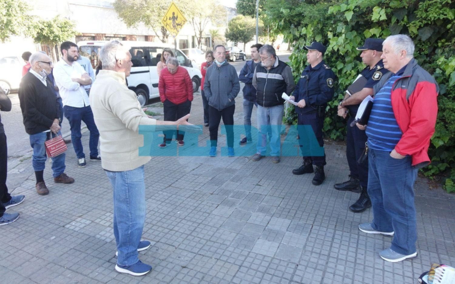 Vecinos de El Mondongo realizaron "la reunión N° 200" por la inseguridad y el drama de la Zona Roja