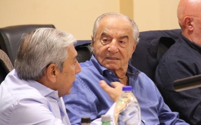 Cavalieri volvió a ganar y cumplirá 40 años al frente de Comercio