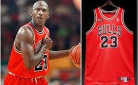 ¡Lluvia de millones! La camiseta de Michael Jordan que batió todos los records