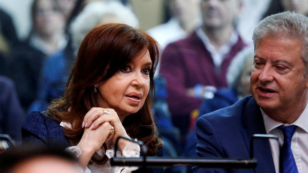 VIDEO. Cristina le apuntó a los fiscales antes de su alegato