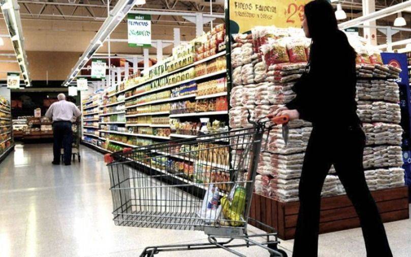 Canasta básica: una familia necesitó $ 119.757 para no ser pobre en agosto