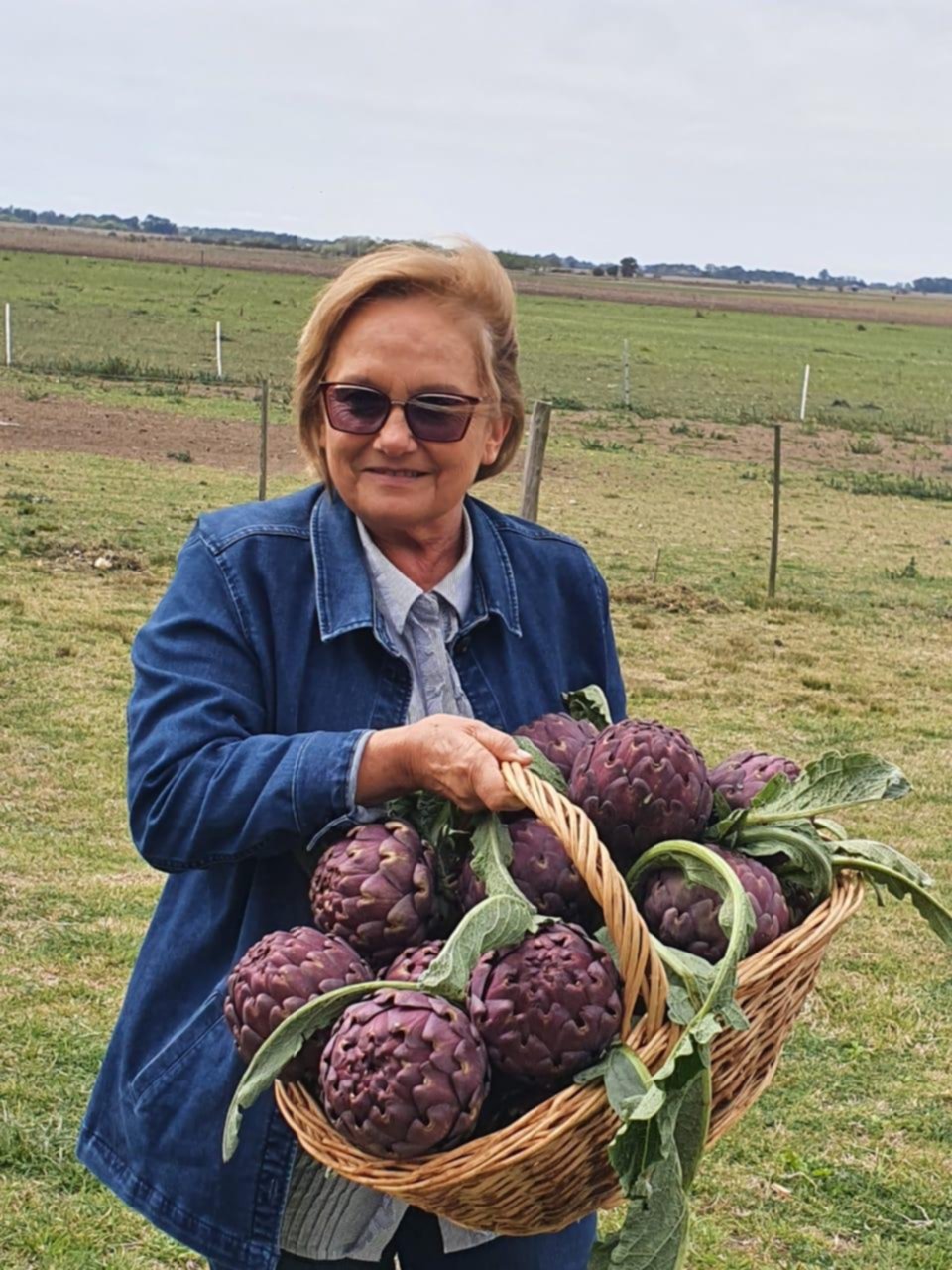 Dolli Irigoyen visitó La Plata en la previa de la Fiesta del Alcaucil