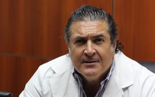 Dr. Diego Barés: "Los desfibriladores en espacios públicos son transcendentes para prevenir la muerte súbita"
