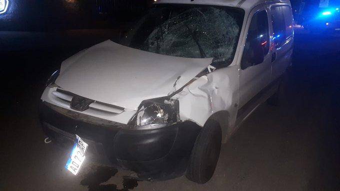 Tres heridos por un choque en 137 y 80