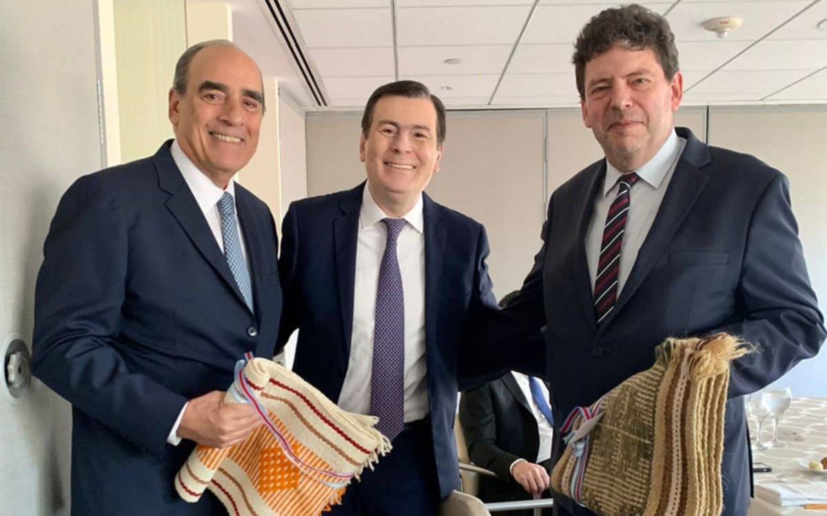 Inició la gira Wado De Pedro y gobernadores en EEUU en busca de acuerdos