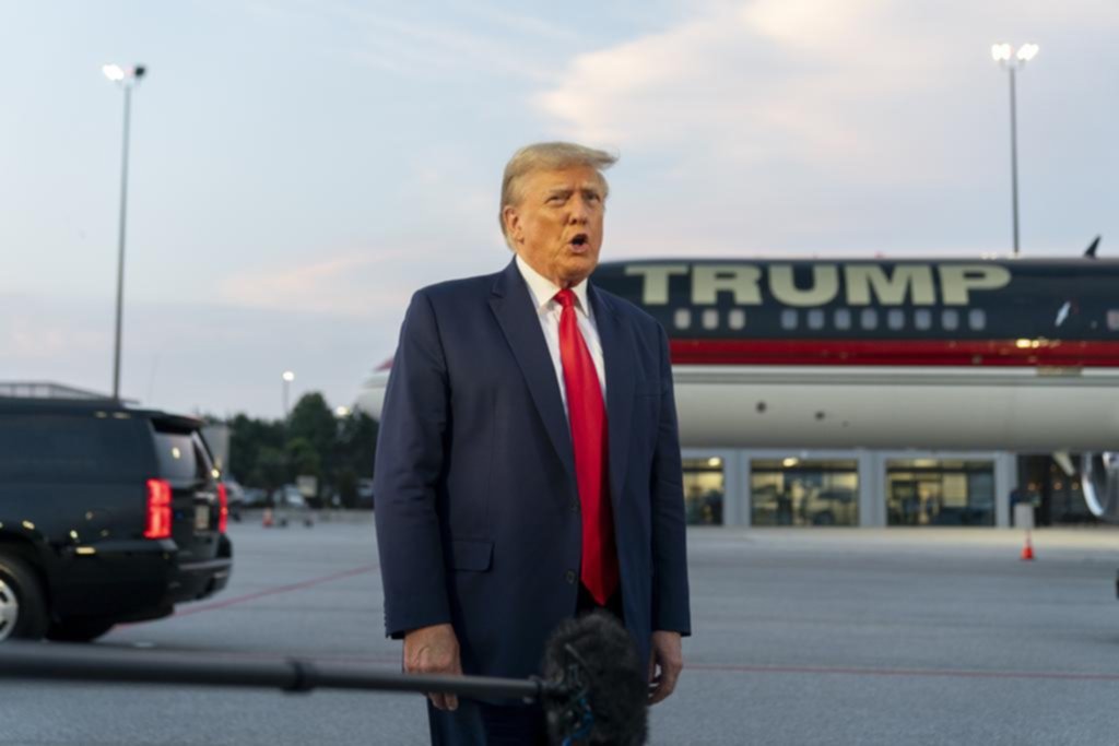 Trump dice ser inocente: por intento de fraude en Georgia