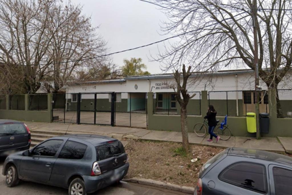 Dos escuelas llevan 15 días sin clases tras el temporal