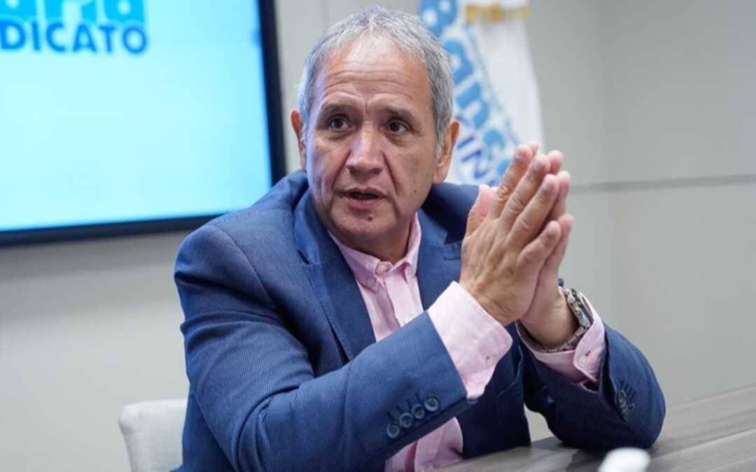 Paritarias: bancarios acordaron aumento de 75% y un salario inicial para agosto de 420.000 pesos