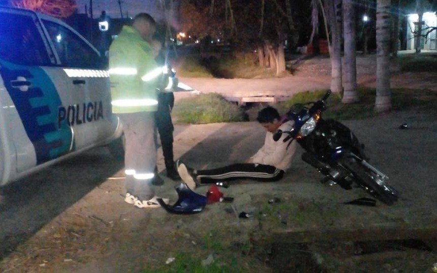 La Plata: tras una persecución, detuvieron a un delincuente que huía en una moto robada