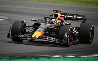 Verstappen hace historia en la F1 con nuevo récord de victorias consecutivas