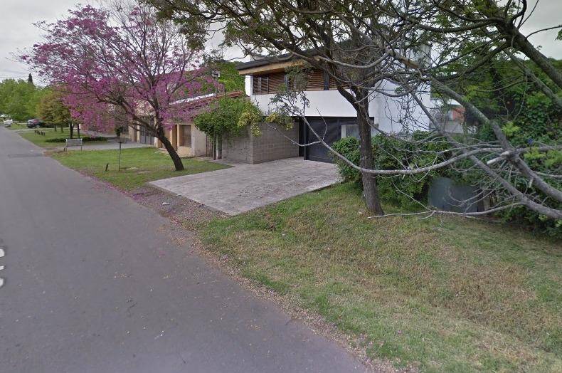 Dejaron maniatado a un adolescente en un asalto en una casa de Gonnet