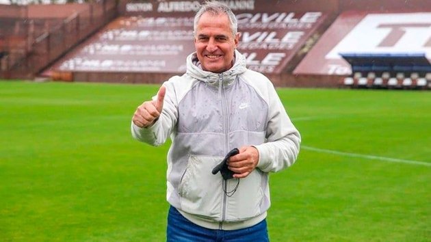 Leonardo Madelón, el elegido por Gimnasia para la sucesión de Chirola -  Deportes