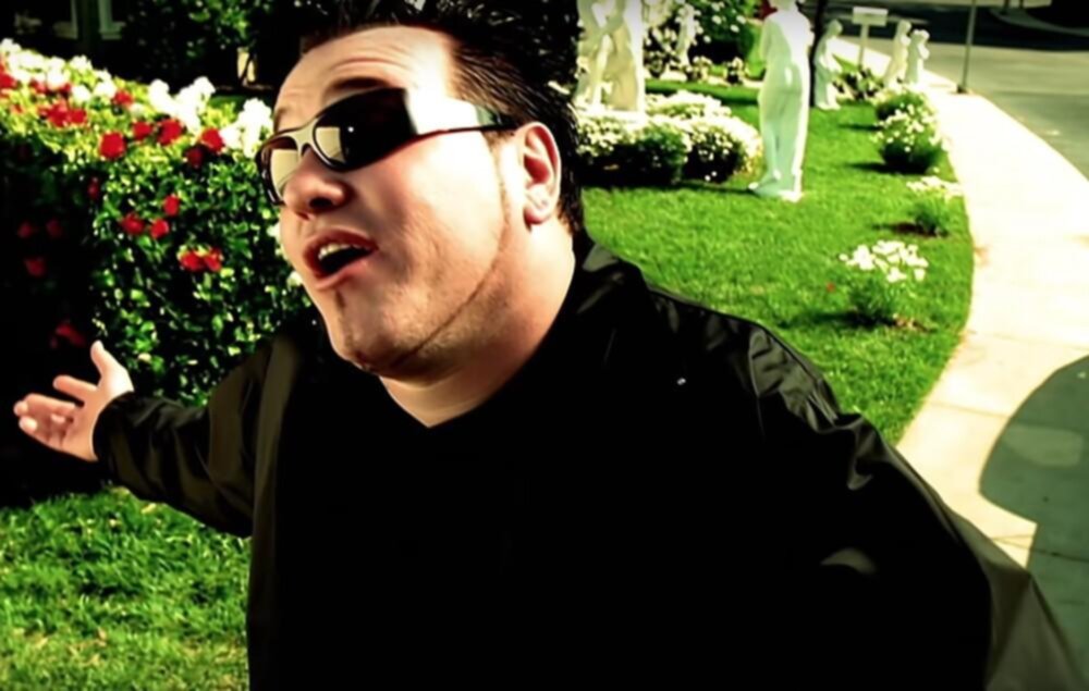 Murió el cantante de Smash Mouth, voz icónica de los 90