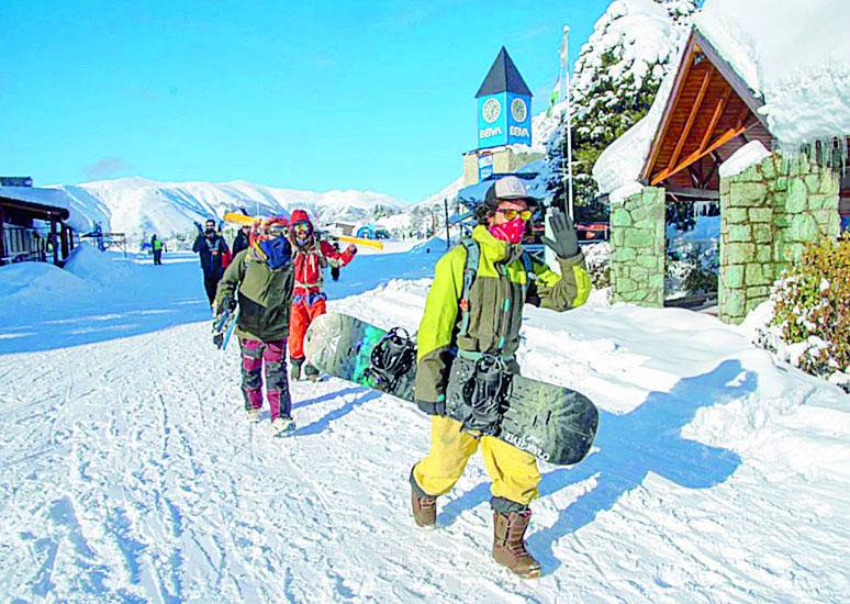 En Bariloche esperan que el invierno se estire hasta mediados de octubre
