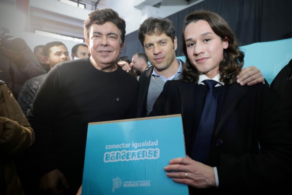 Elecciones 2023 en Provincia de Buenos Aires.- Alerta en el oficialismo frente al apoyo juvenil que cosecha Javier Milei