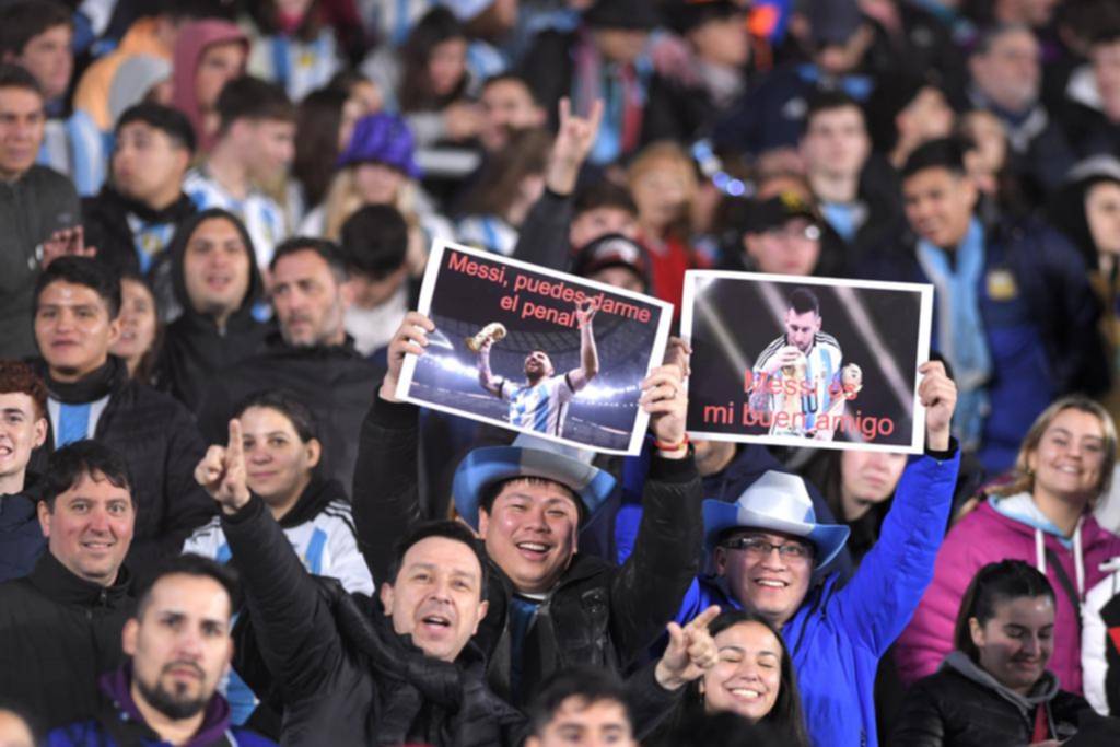 Más allá de las quejas por los precios y los controles, el Monumental fue una fiesta