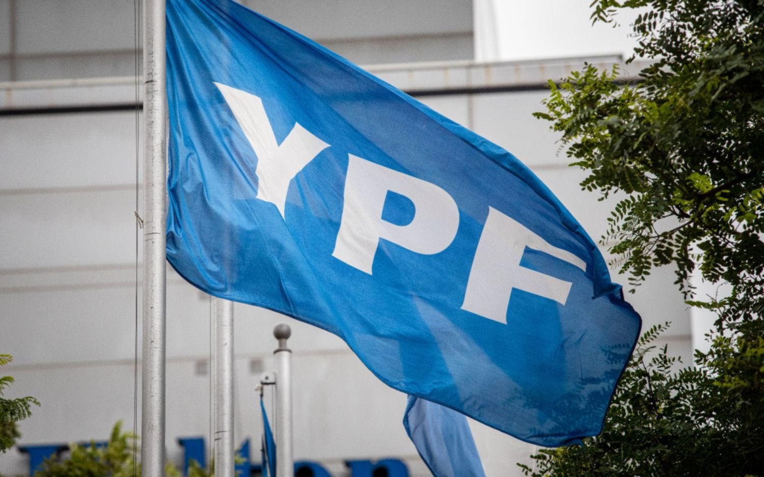 Fallo adverso en el juicio por YPF: Argentina deberá pagar 16 mil millones de dólares