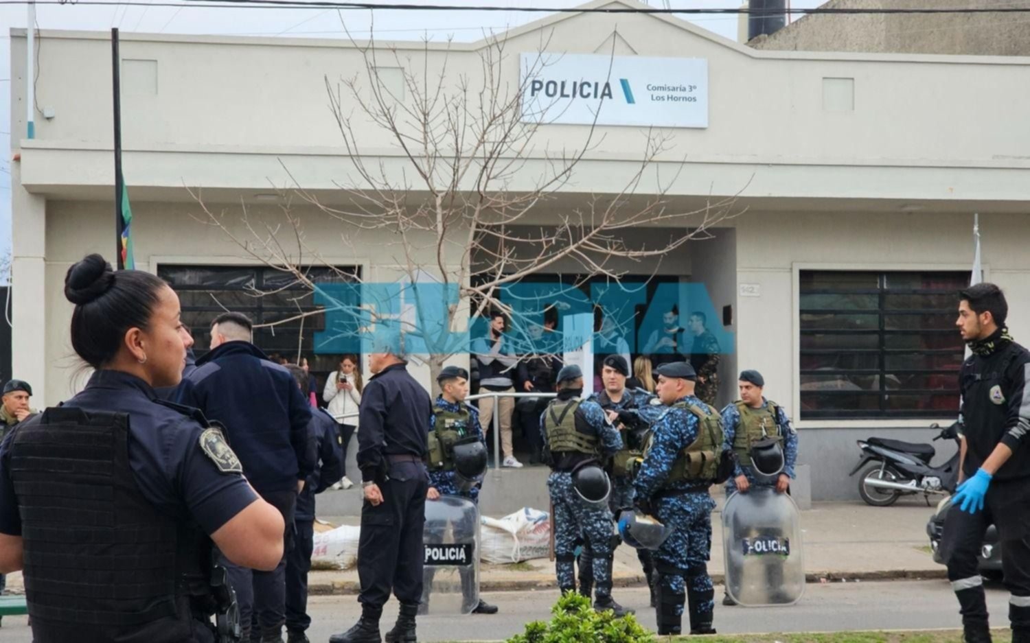 Tensión por intento de motín en una Comisaría de La Plata: presos prendieron fuego