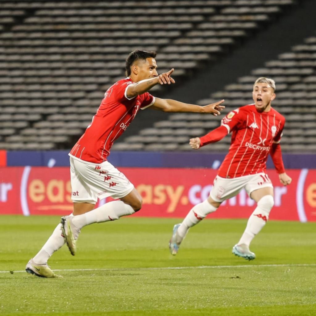 Huracán despachó a Racing y ahora será rival del Pincha