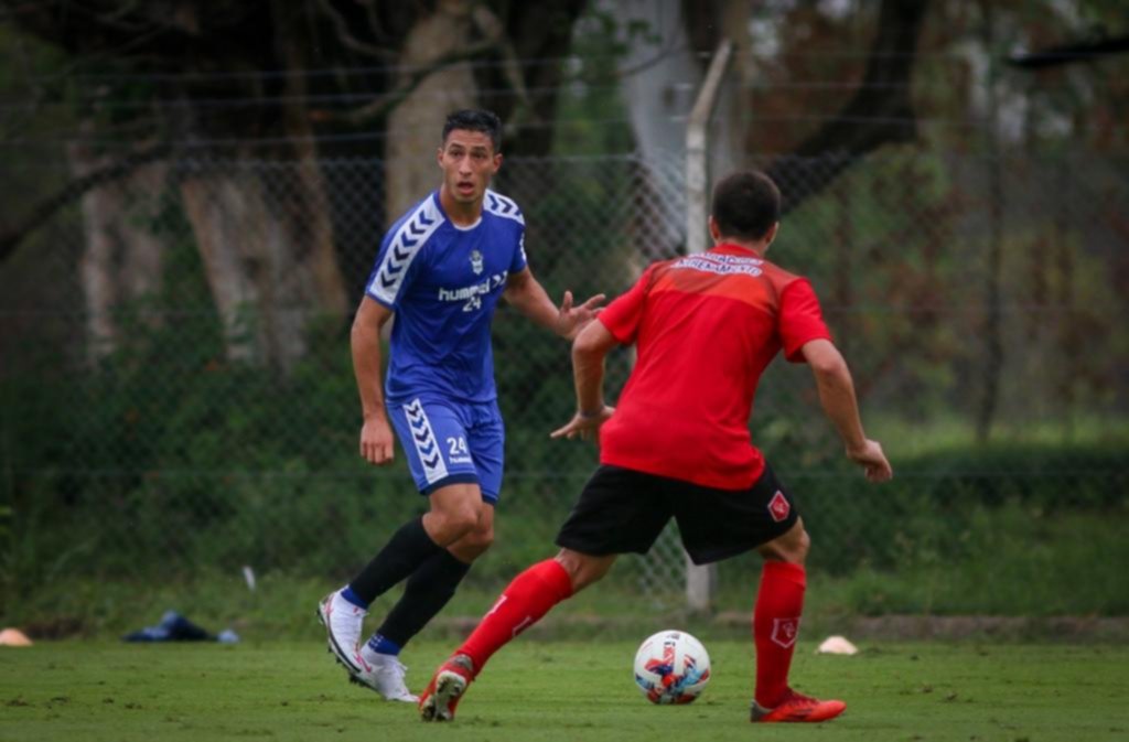 Madelón prepara el equipo para el debut ante Vélez con las bajas de Colazo y Guiffrey