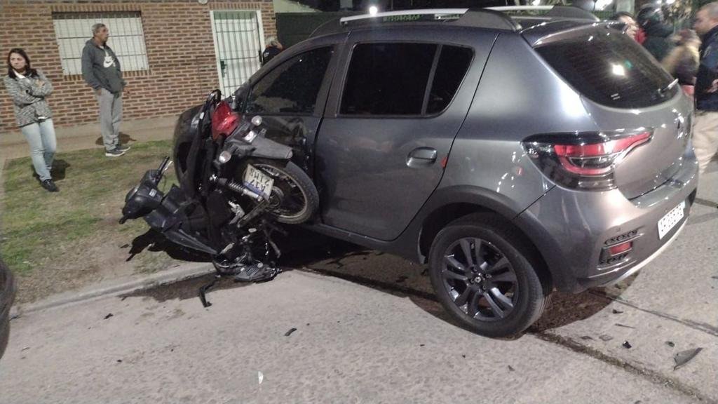 Un trágico siniestro vial se cobró la vida de un motociclista de 18 años