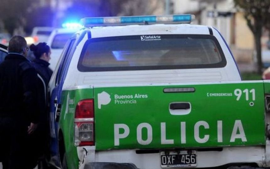 Brutal femicidio en La Plata: discutió con su pareja, le disparó con un arma de fuego y se fugó